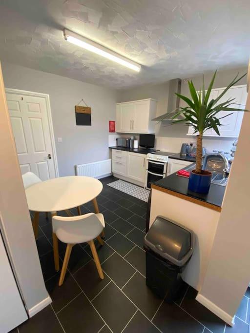 Seaside 2 Bed Townhouse, Near Cleethorpes Station Vila Exterior foto